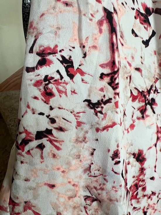 DKNY White Floral-Print Sleeveless Camisole with Pink Accents - Picture 5 of 6